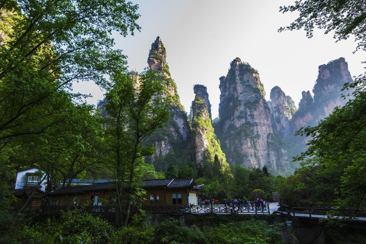 Guihua Road 106Th Hostel Zhangjiajie Exterior photo